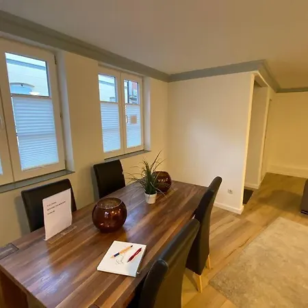 Altstadt*wohnung 80qm*5 Schlafplaetze*